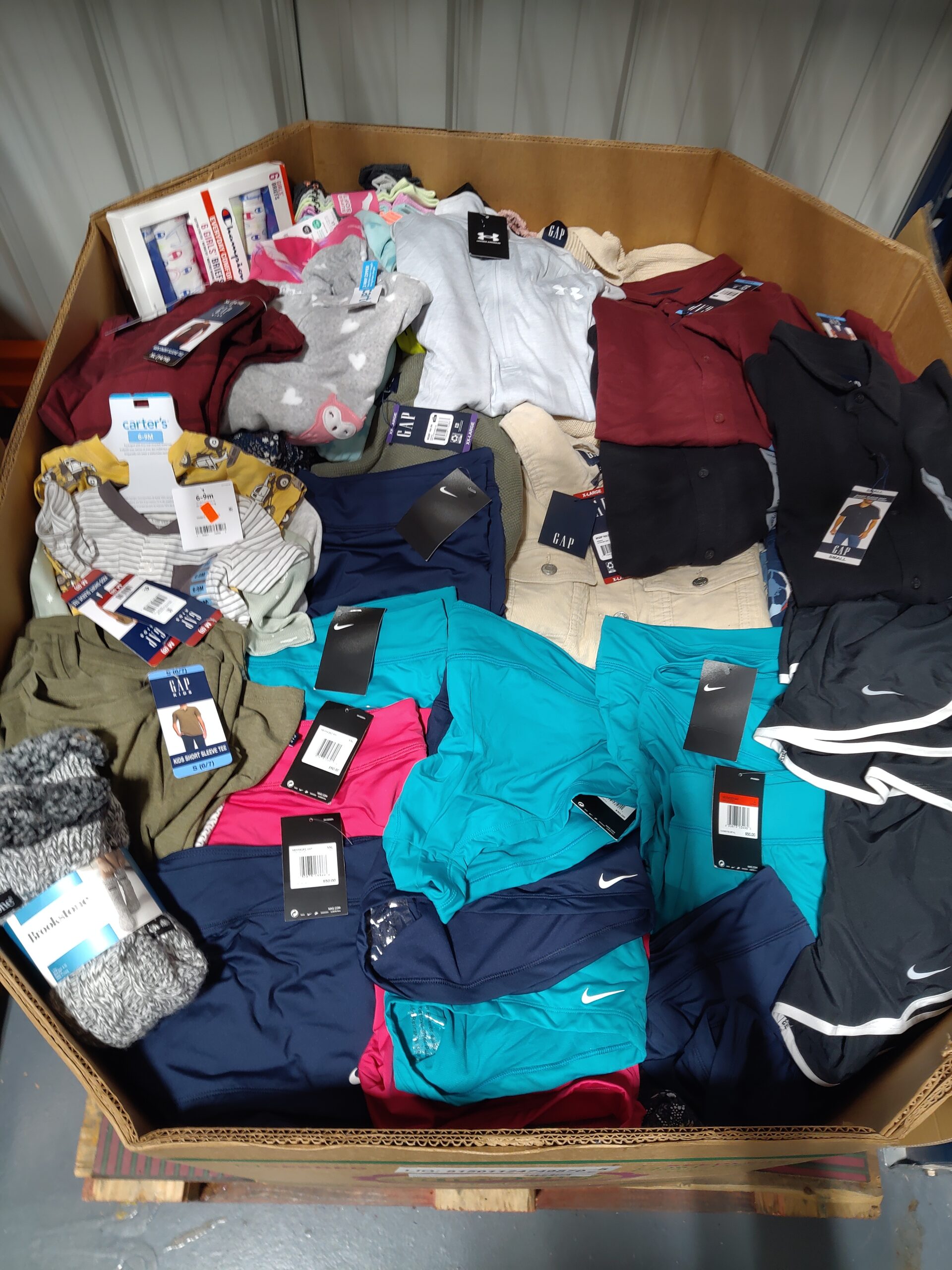 SAM’S CLUB PREMIUM CLOTHING PALLET NWT ASSORTED SIZES