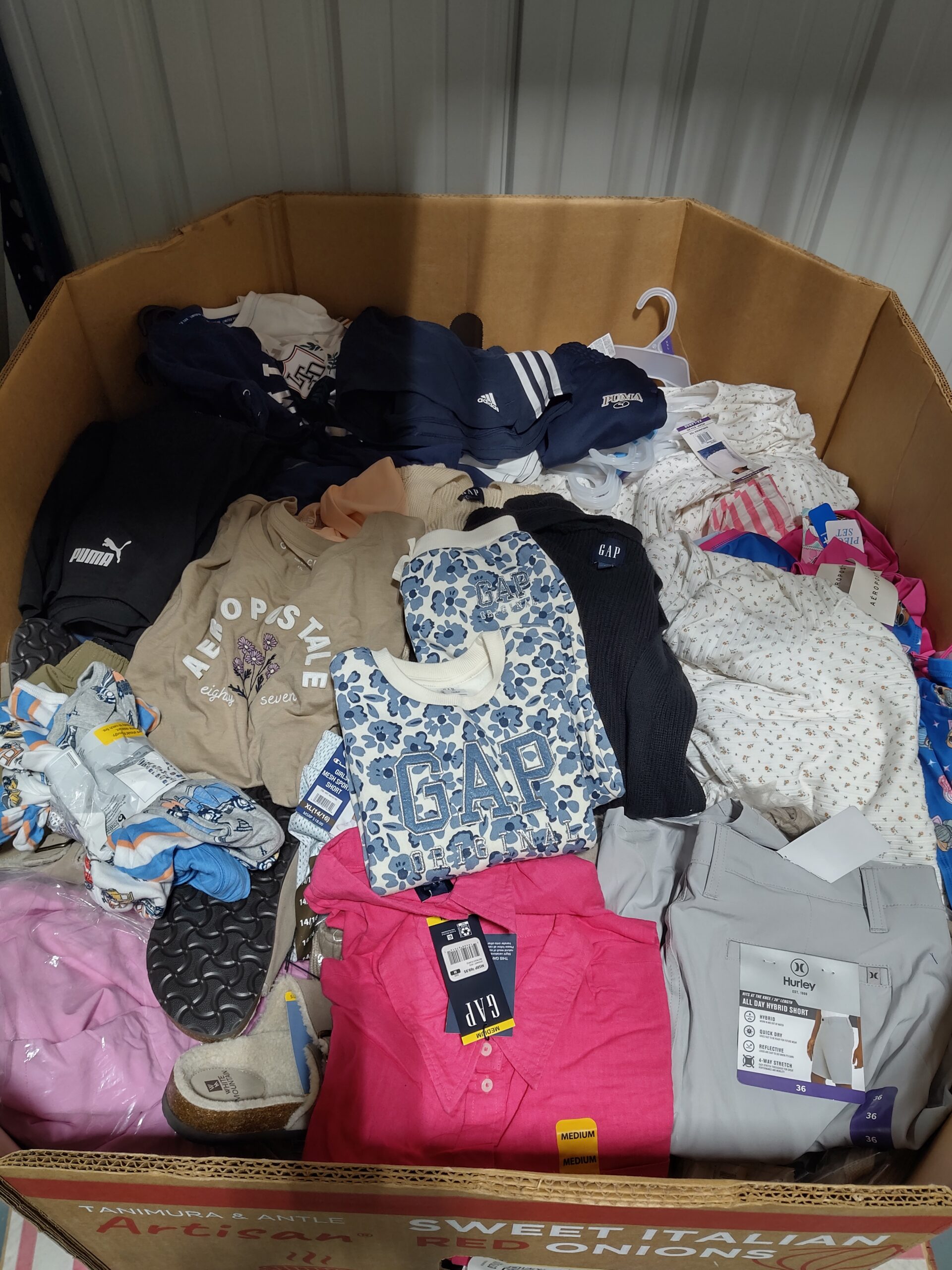 SAM’S CLUB PREMIUM CLOTHING PALLET NWT ASSORTED SIZES